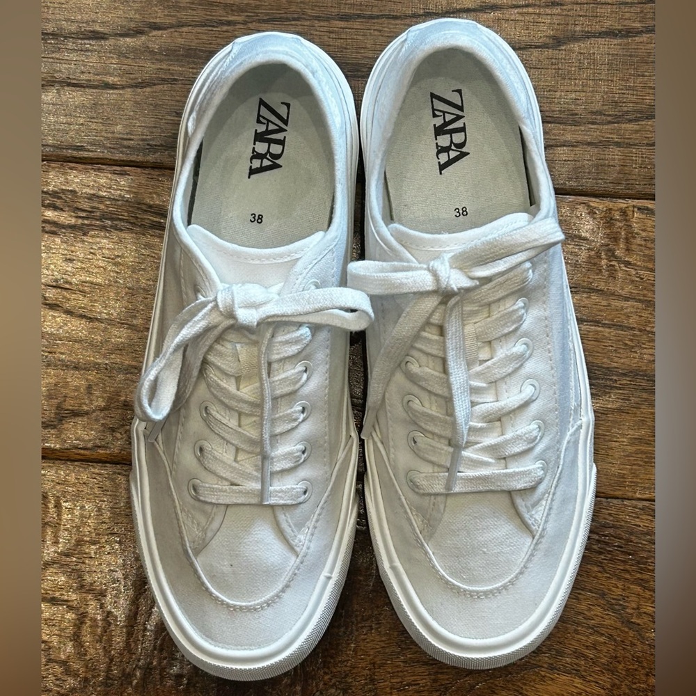 Zara White Canvas Sneakers - Picture 2 of 5